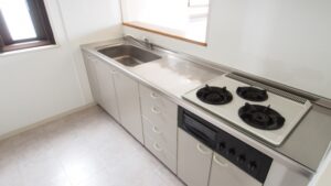 家相風水でキッチンの位置（間取り）の正解は？鬼門と東西南北方位別チェックポイント